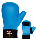 MIZUNO空手拳サポーター（ブルー）（両手１組）（中学生・高校生・一般用） (ミズノ空手) 23JHA86627の通販